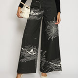 Chanel 22/C Black Wide-Leg Star Print Jeans Size FR 36 (UK 8)