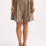 ROHE - Tailored wide leg shorts | khaki