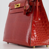 Hermès Kelly Bag 28cm in Sanguine Crocodile Niloticus Leather with Gold Hardware