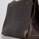 *FIRE PRICE* Hermès Kelly Vintage Sellier 32cm Bag in Chocolate Shiny Niloticus Crocodile Leather with Gold Hardware