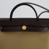 Hermès Herbag 31 Zip Bag Verso in Beige Marfa Toile Officier Canvas, Ebene Vache Hunter Leather and Cactus Interior with Gold Hardware